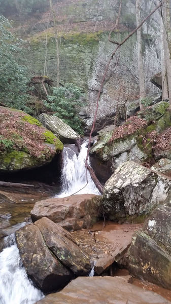 Raven Cliffs Falls.