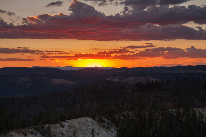 The sunset over Rainbow Point.