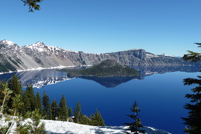 Crater Lake on a sunny day near the visitor center.