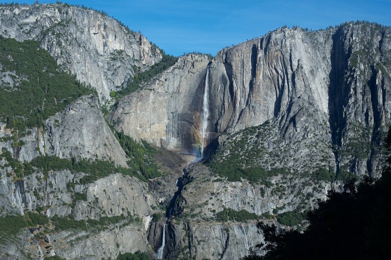 Great views of Upper and Lower Yosemite Falls.