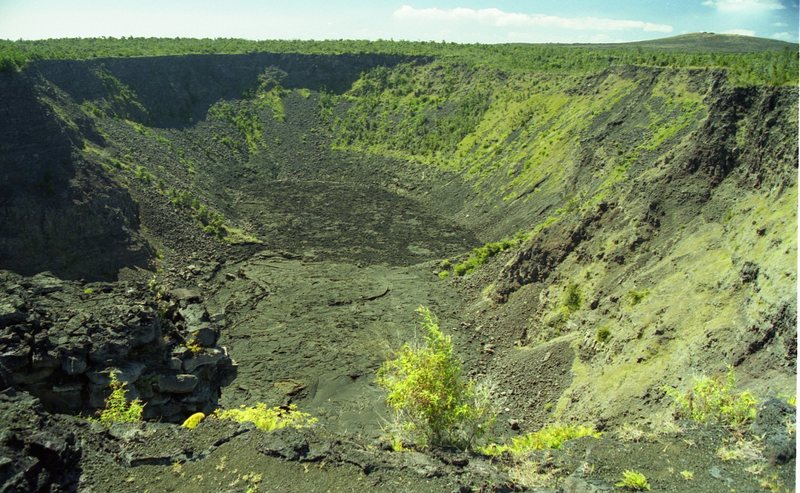 Pauahi Crater overlook.