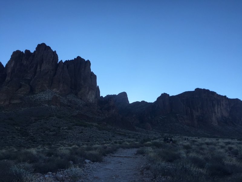 Superstition Mountains at the trailhead.
