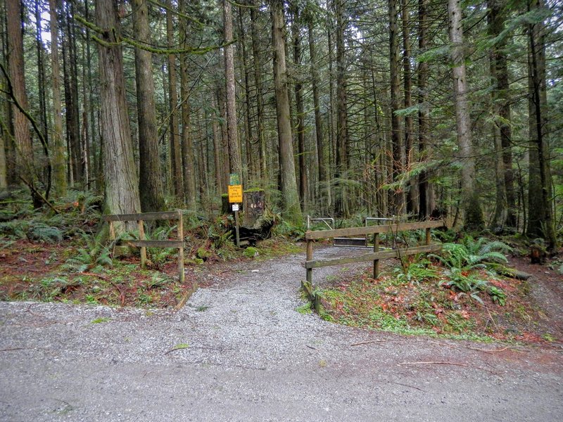 Entrance to George's Way Trail.