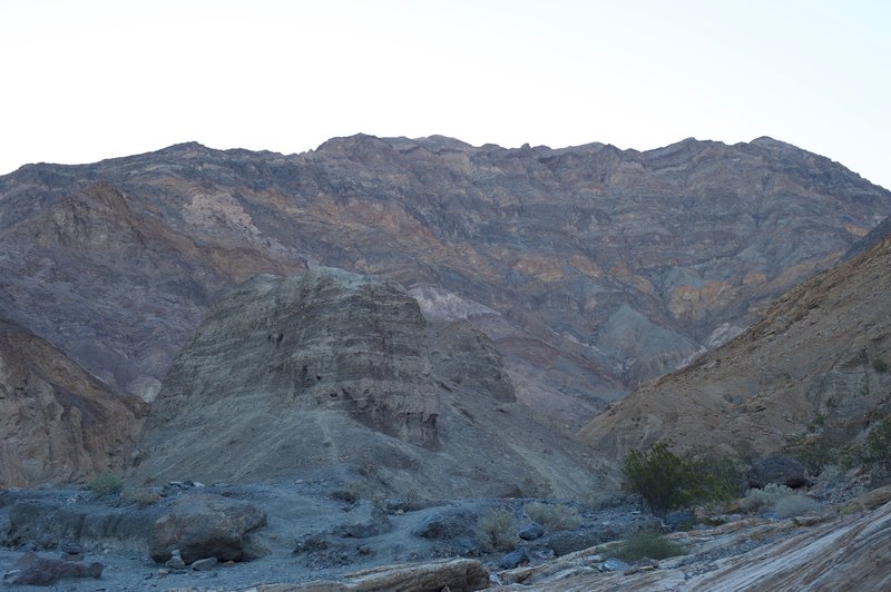 Views of the surrounding hills from the canyon floor. Lots of different colored rocks make for an amazing view.