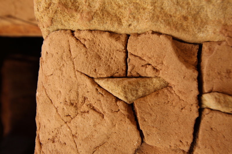 Many of the walls in the back of the alcove are original. Look for corn cob impressions and even fingerprints! (But remember, don't touch!!)