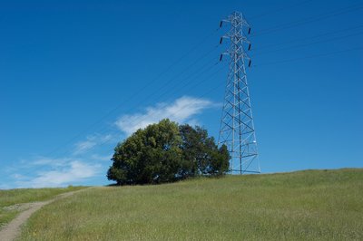The trail as it heads uphill and away from the interstate.