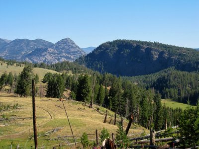 Looking north toward Garnet Hill and Hellroaring Peak.