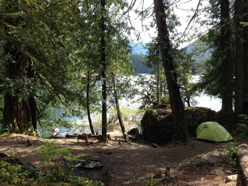 One of the last sites around the lake, along the lake, this location lets you camp right by the water.
