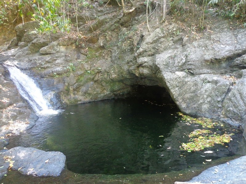 Cawa-cawa Waterfalls