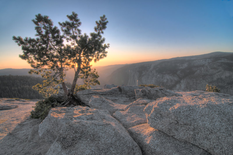 Sundown on Sentinel Dome. with permission from AcousticWalden Flickr.com/kscherer11