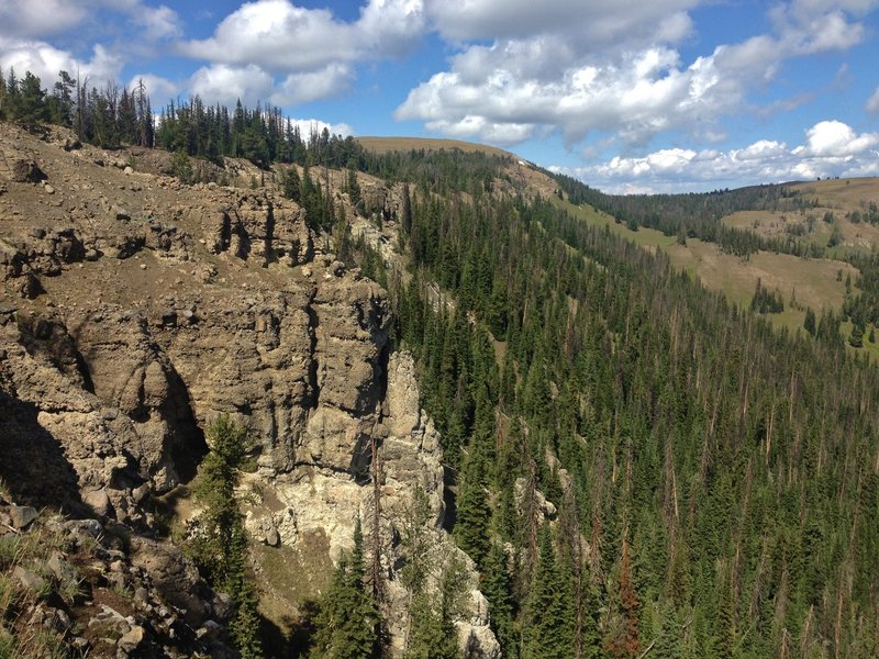 Awesome views headed to Amethyst Mountain (9614').