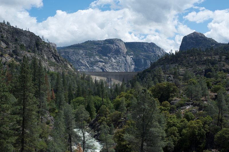 The O'Shaughnessy Dam upstream from the viewpoint. It's a great view, without the crowds.