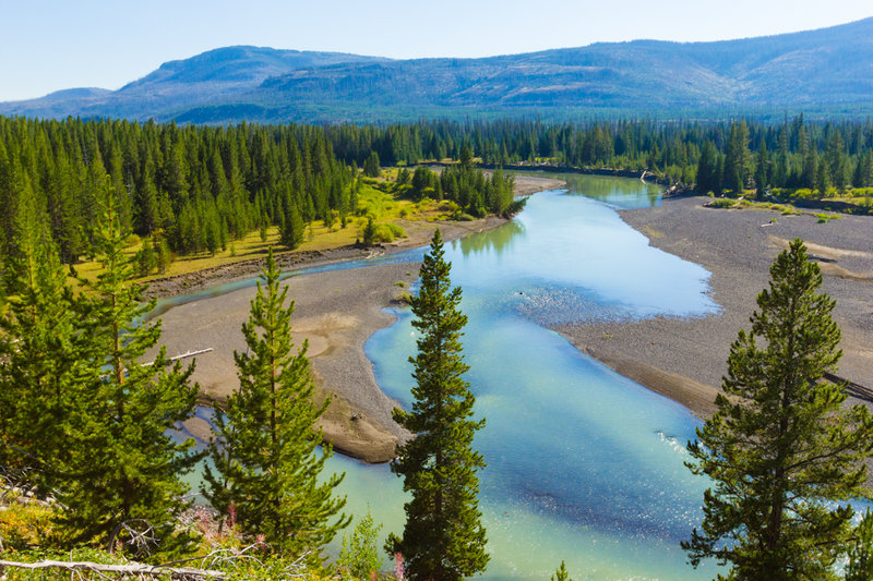 Above the Yellowstone. with permission from Hobbes7714 Photo Credit: Andrew Wahr  Link: https://twitter.com/WahrAndrew