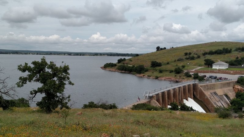 Lake Lawtonka Dam.