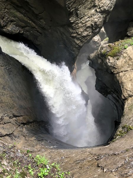 Note the stream path WAY below this hole!