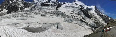 Right at the split of the Bossons and Taconnaz glaciers