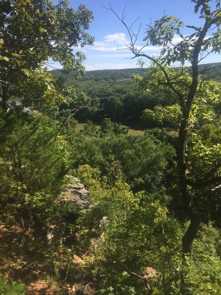 Bluff vier overlooking the Meramec River