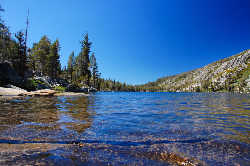 Up close to Stony Ridge Lake