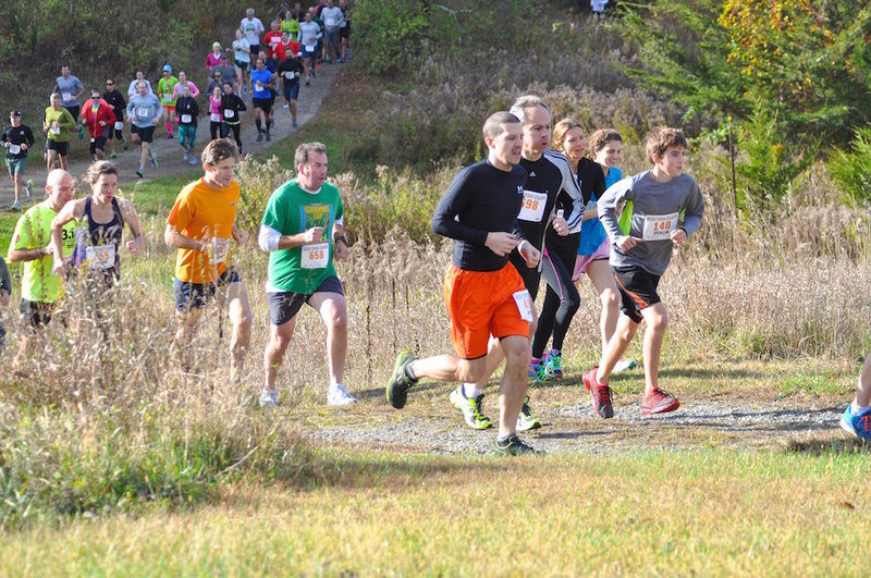 Runners approach the Gazebo hill about 1/2 mile into Run The Farm 2014.