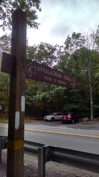 Trailhead: Appalachian Trail - Fox Gap PA to Columbia Gas Pipeline