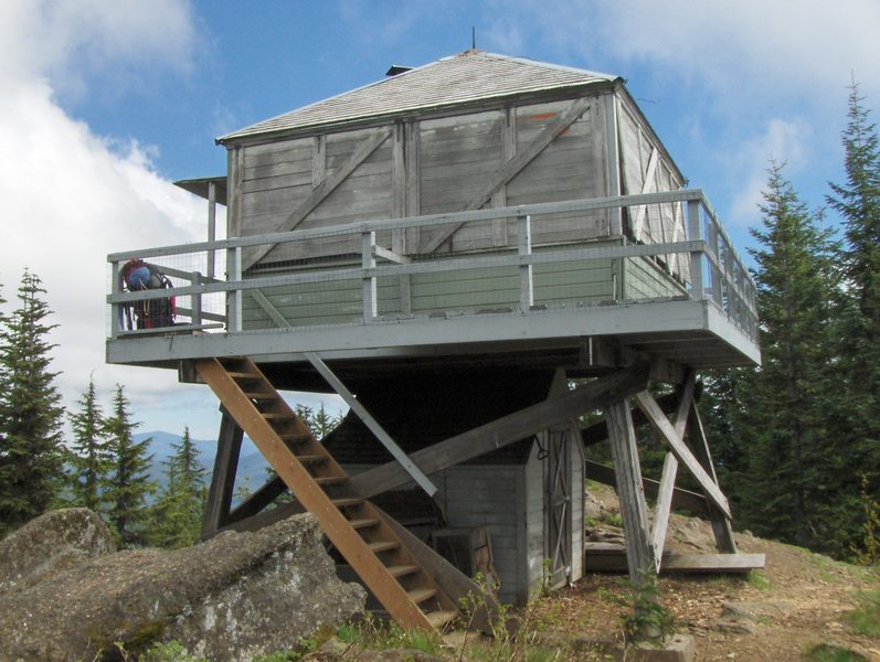 Devil's Peak Lookout. Photo by USFS.