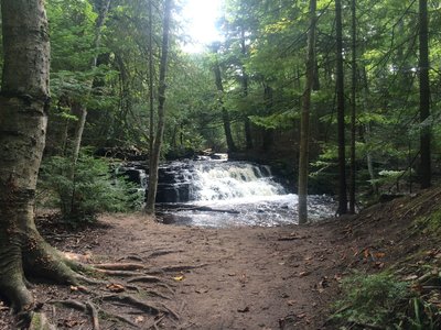 Cascades above Mosquito Falls.