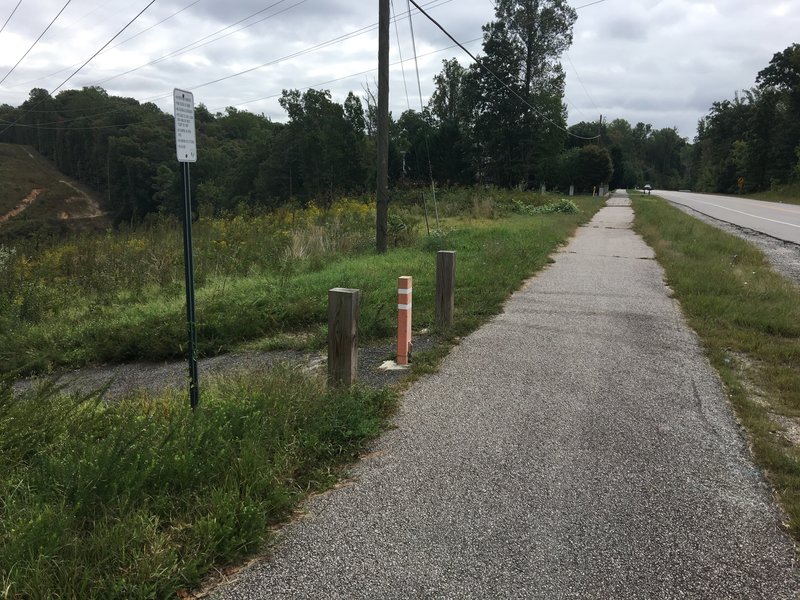 Intersection with Cross County Trail access on left.