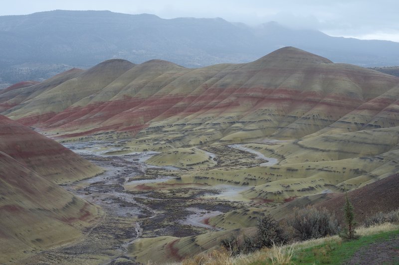 The Painted Ridge from the trail in the rain. Even in the rain, it's an amazing view.