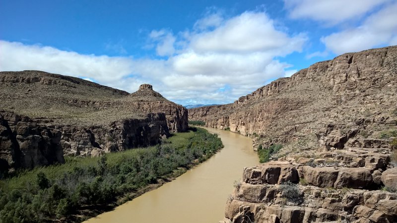 At overlook slightly off start of trailhead from the Rio Grande village side.