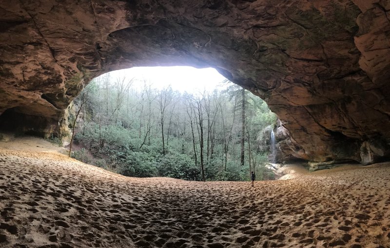 White Rocks/Sand Cave Hike