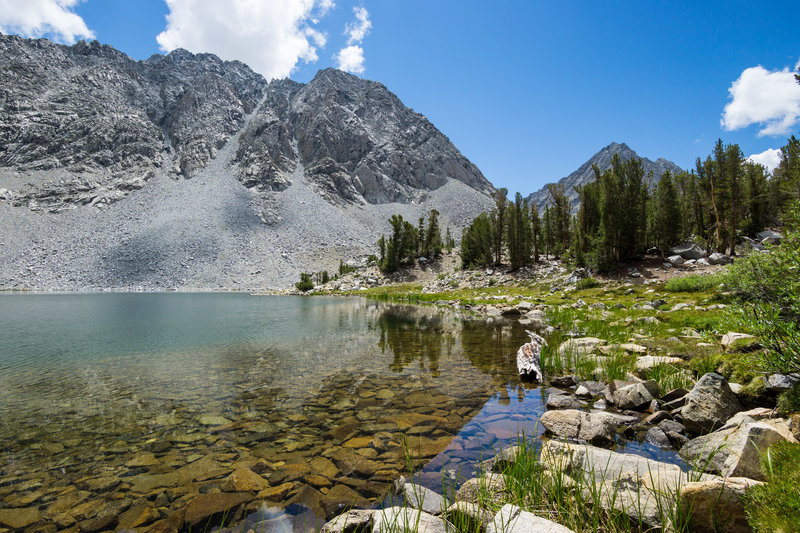 This spot on the shore of Chicken Foot Lake on the Gem Lake/Little Lakes Valley Trail makes the perfect place to stop for lunch.