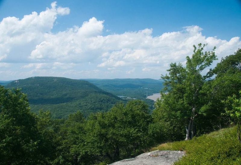 The Rampo-Dunderberg Trail offers beautiful views toward Bear Mountain and the Hudson River.