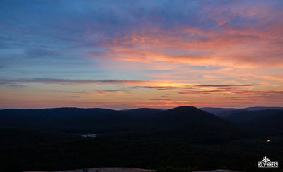 The sun sets on Popolopen Torne.