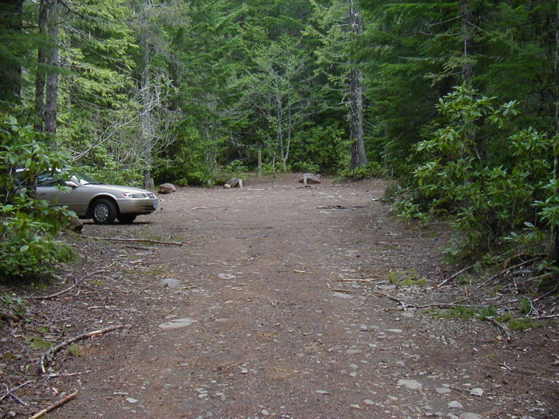 The road to the trailhead is rough in places. The trailhead serves the West Zigzag Trail and the Burnt Lake (south) Trail. Photo by Jerry Adams.