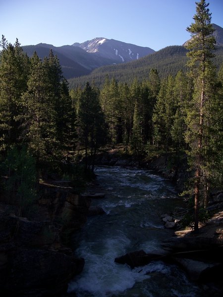 La Plata Peak stands prominently in the distance from the bridge over North Fork Lake Creek just after the trailhead.