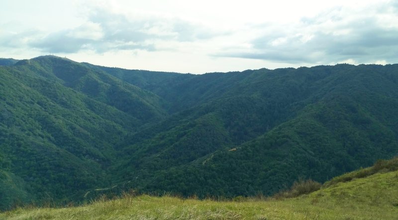 Ridges ripple the Santa Cruz Mountains with Loma Prieta on the left.