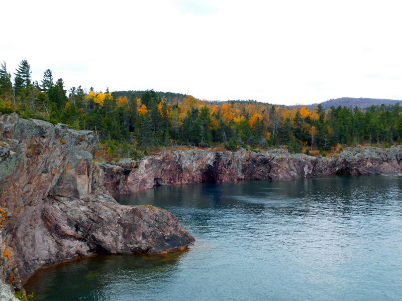 Enjoy the beautiful North Shore near Shovel Point.