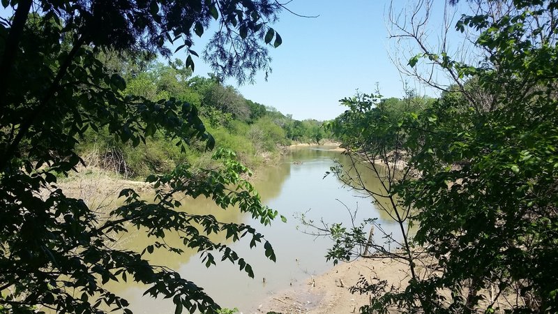 Enjoy great views of the mighty Trinity River from the Ranch Road Trail.