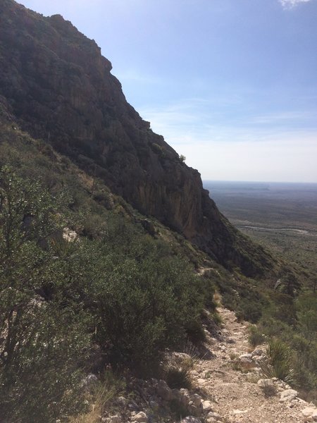 The Bear Canyon Trail offers nice views looking along the north side of the canyon and down to the plains.