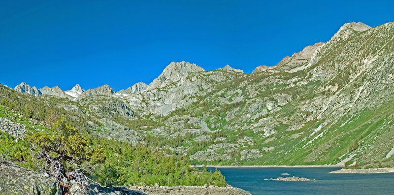 Looking south from Lake Sabrina towards Mt. Darwin and Mr. Haeckel.