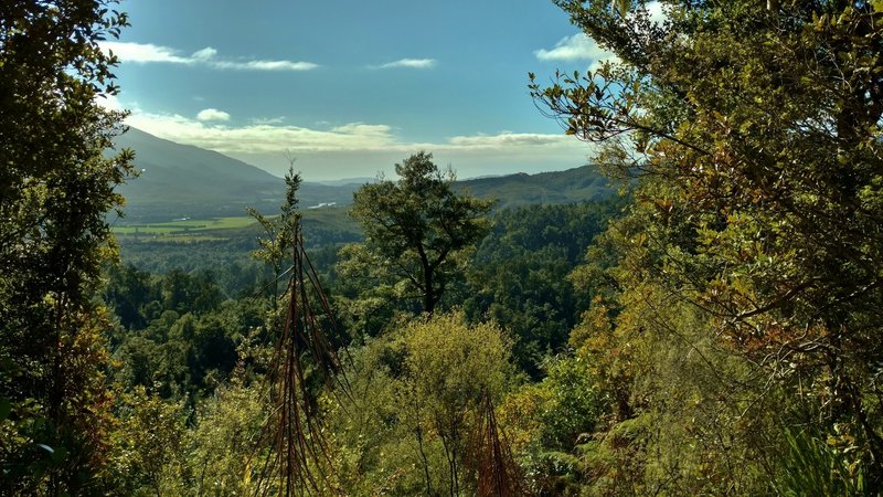 The Aorere River Valley is just spectacular in the afternoon light.