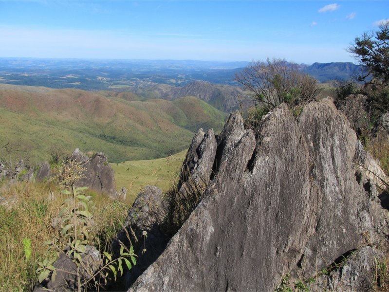 Enjoy great views of the Andorinha Mountain Range while exploring the Andorinha Trail.