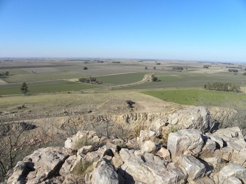 Above the Olavarria Valley, you can see as far as your sight will let you!