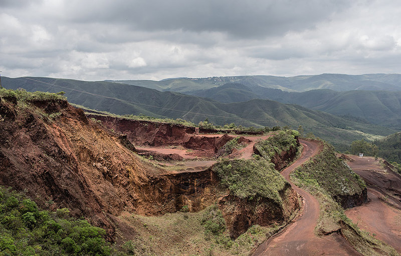 A rugged landscape surrounds the Ghost Mine Trail.