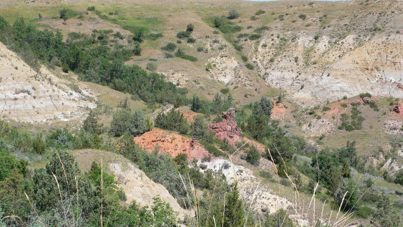 Dashes of mineral color can be viewed from the Big Plateau Trail.