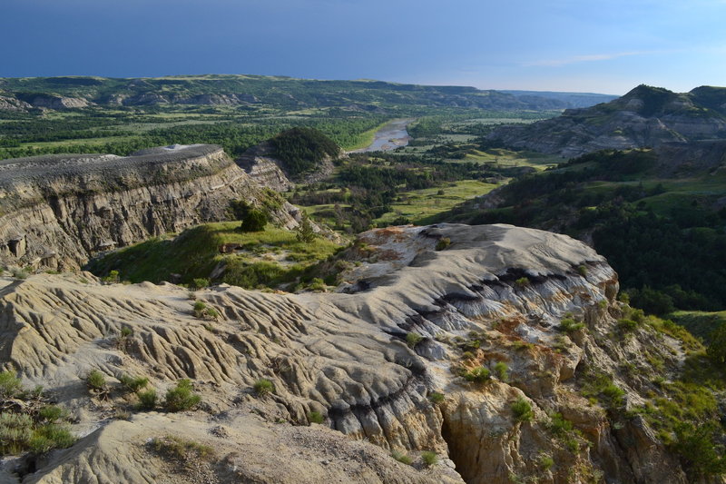 Enjoy a sweeping view down to the south from the River Bend Overlook. Photo credit: NPS/Mark Meyers.