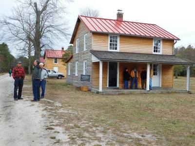 The trail passes Whitesbog Gallery.