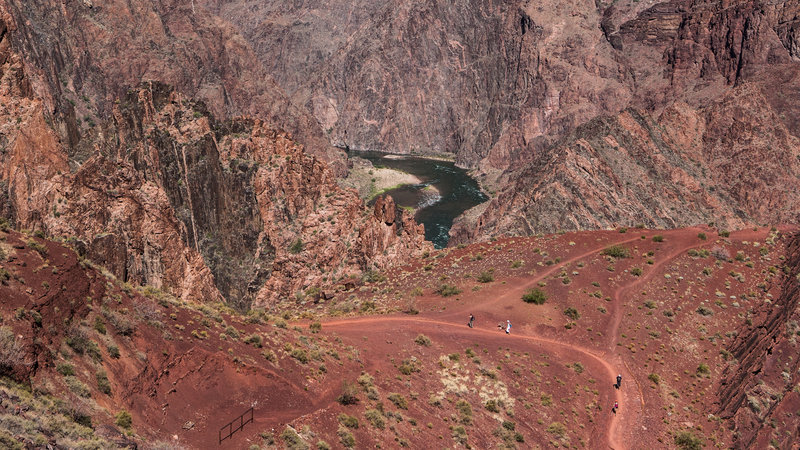 The South Rim offers a delightful view.