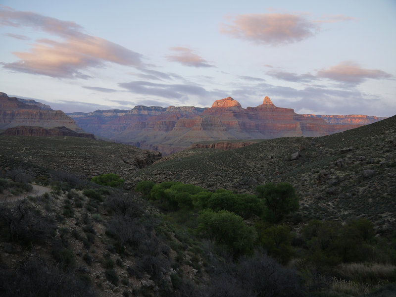 The sun sets on Zoroaster Temple.