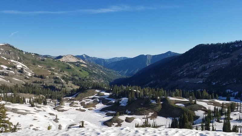 At the top of the ridge, this is looking toward Palisade Waterfall and Upper Palisade Lake (just around the turn in the canyon).